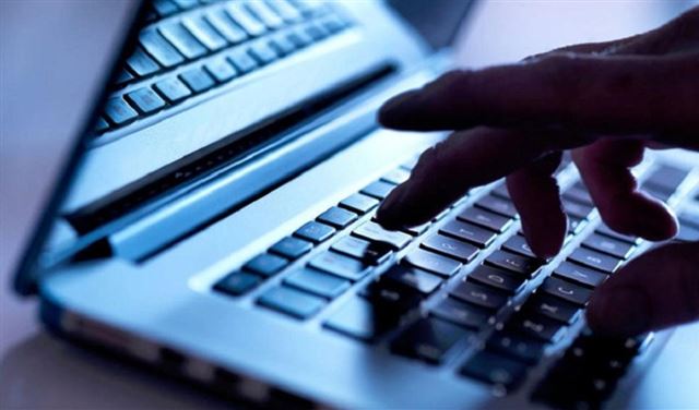 كيف يروجون المخدرات  عبر مواقع التواصل؟