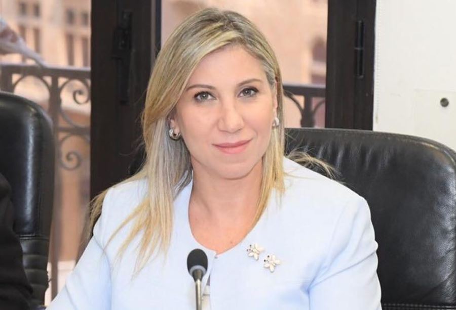 بعد قرار "الوزارة".. الطبش تتصل ببستاني
