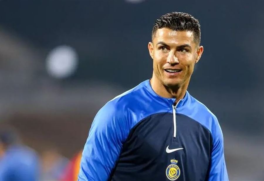 طلب من الجماهير إلى رونالدو... والأخير يستجيب (فيديو)