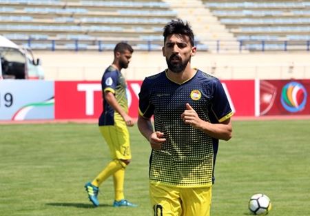 العهد يتصدّر ترتيب الدوري اللبناني مؤقّتاً العهد يتصدّر ترتيب الدوري اللبناني مؤقّتاً
