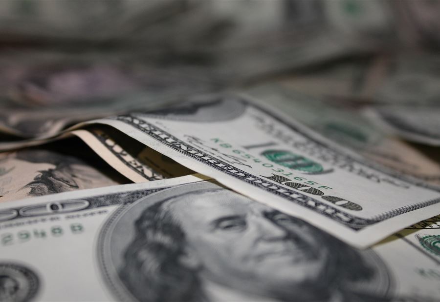 تطيير الدولار الجمركي؟