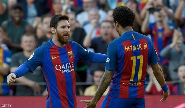 والد نيمار ينصحه: "تخلص من ميسي"