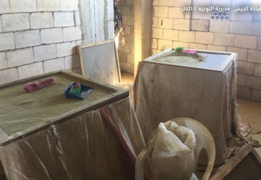 بالصور: معمل لتصنيع المخدرات... والجيش يداهم