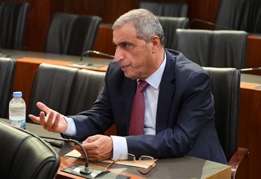 طلبٌ من هاشم إلى الحكومة  