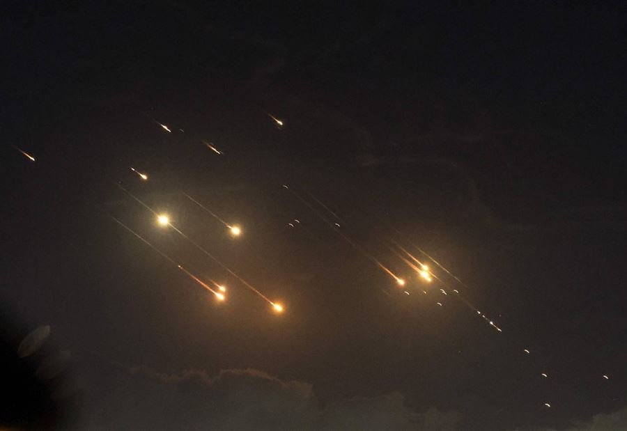 إن لم يمنع الهجوم الإيراني من أراضيه... "تحذيرٌ أميركيٌّ" للعراق