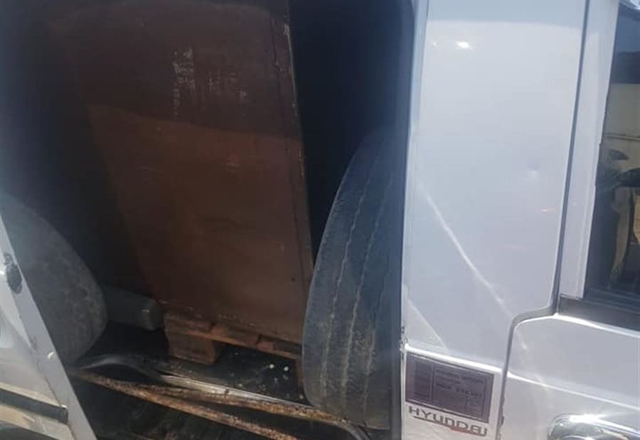 بالصور: تهريب المازوت الى سوريا قائم.. بحيلةٍ "خفيّة"!