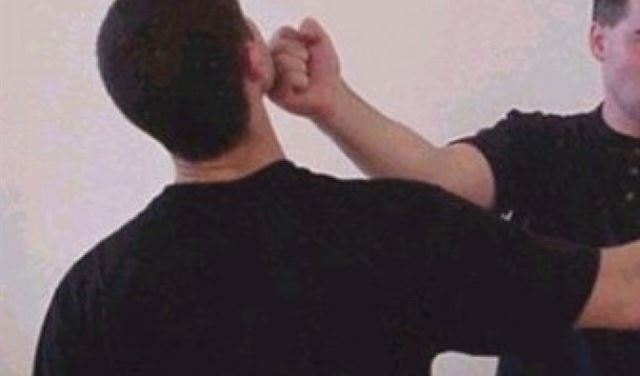 التعدي على نجل نجم شهير التعدي على نجل نجم شهير