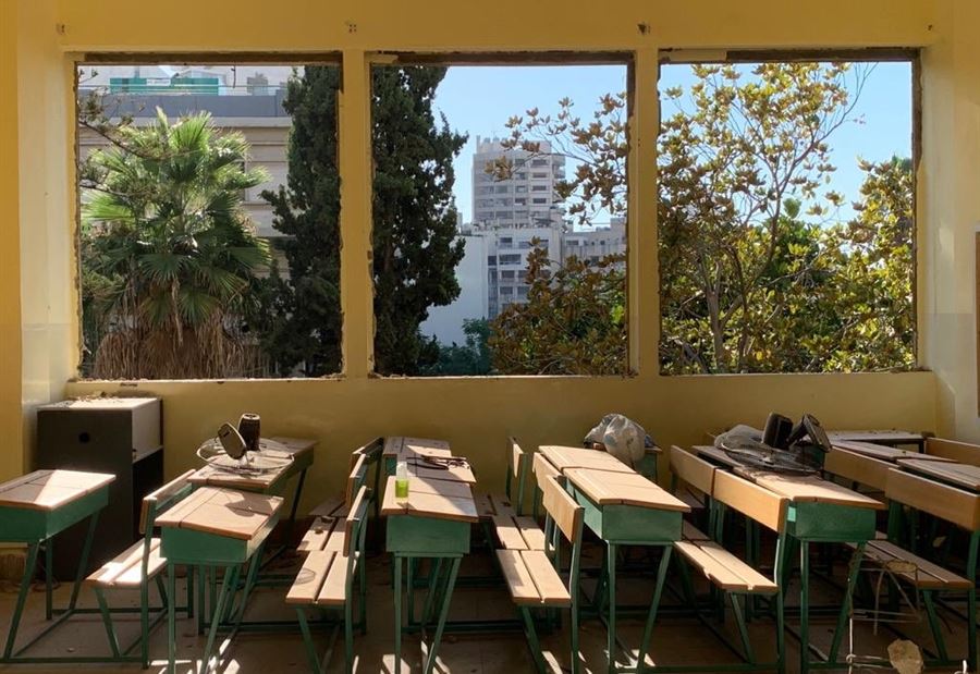 "انفجار بيروت"... 90 ألف طالب تَعطلت دراستهم