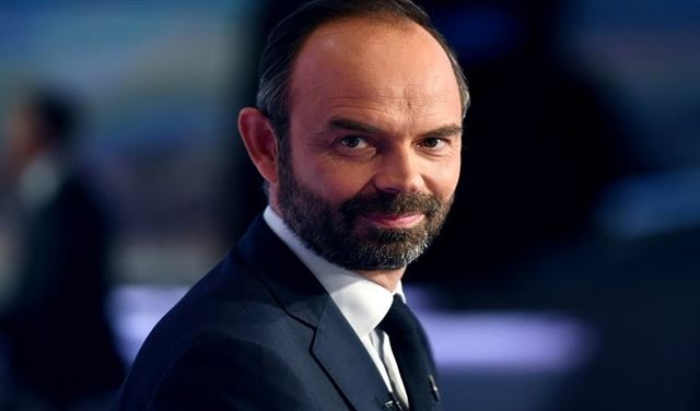 من هو رئيس الوزراء الفرنسي الفائز؟