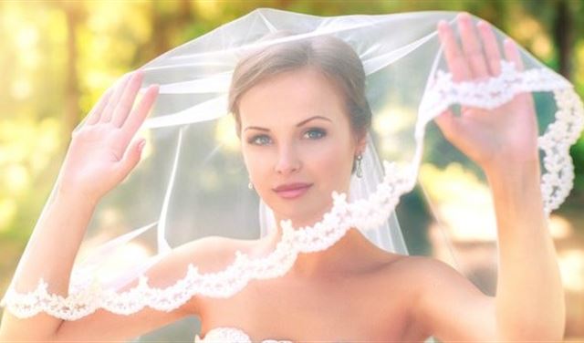 عنكبوت في الفستان: عادات غريبة للنساء في مراسم الزواج