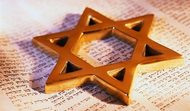 "إسرائيلي" يقترع في بيروت  "إسرائيلي" يقترع في بيروت