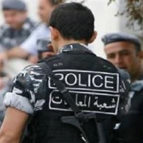 "المعلومات" توقف سوريين لسلبهم مواطن في جزين 