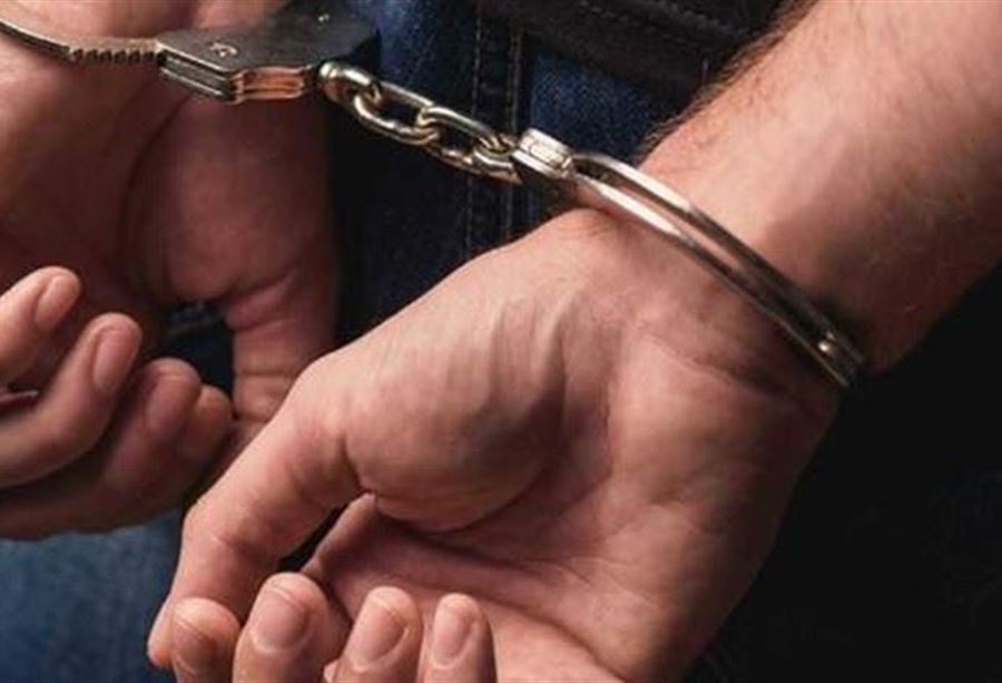 يحوّل أموالاً بطريقة غير شرعية إلى سوريا