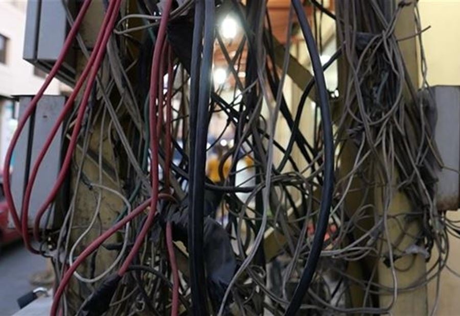 "سرقةٌ" تقطع الكهرباء في عكار!