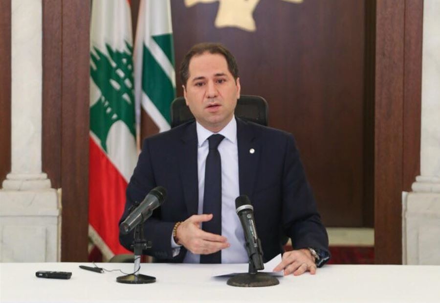 الجميل: "حزب الله" اخذ مزارع شبعا ذريعة!
