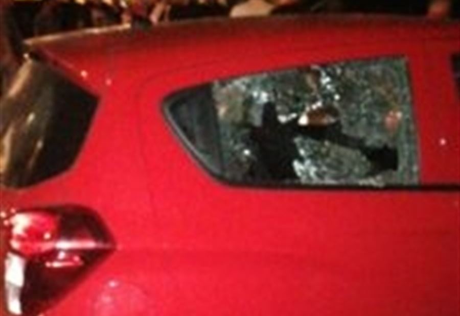 إشكالٌ وإطلاقُ نارٍ في صور... وسقوطُ جريح  إشكالٌ وإطلاقُ نارٍ في صور... وسقوطُ جريح