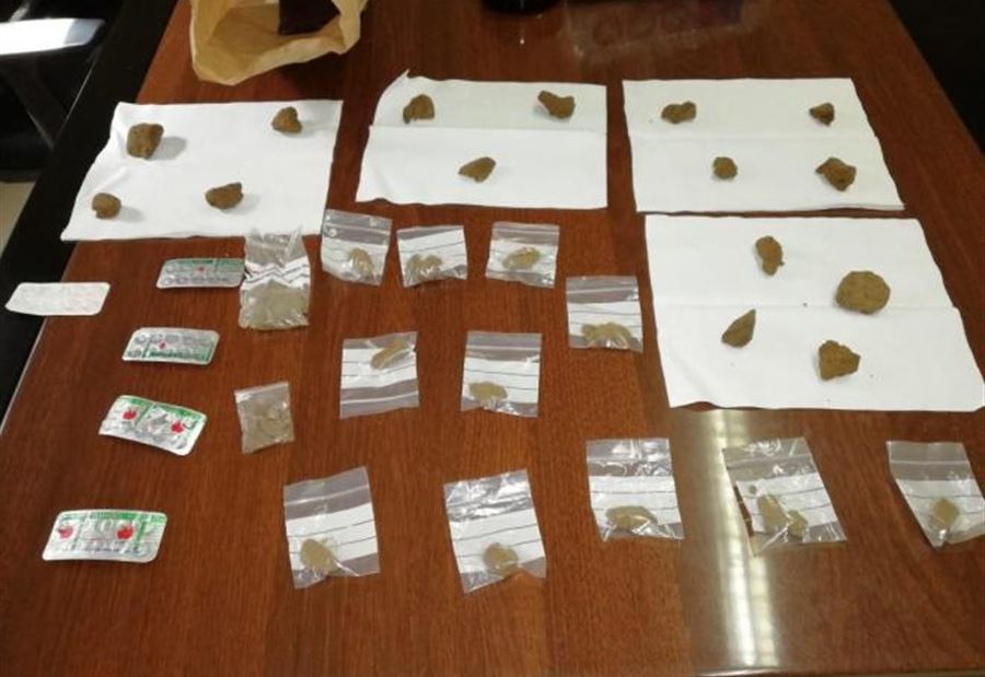 مطلوب بموجب 10 مذكرات عدلية في قبضة قوى الامن