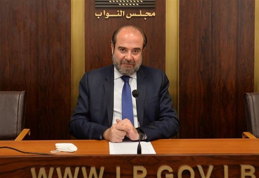 عقيص: "شو بتحبو نوصفو؟"