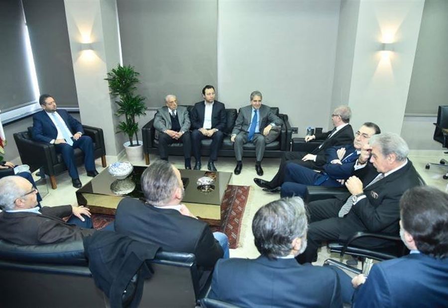 "تجار بيروت" يشكون لوزير المال: بذمتنا 5 مليار دولار