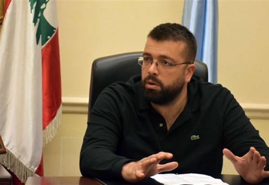أحمد الحريري للسيد: شهادتك بحالك بملف سماحة بتكفيك