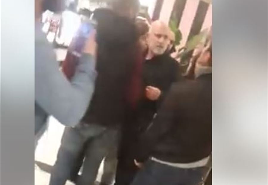 بالفيديو: محتجون يجبرون فنيانوس على مغادرة "Aishti"