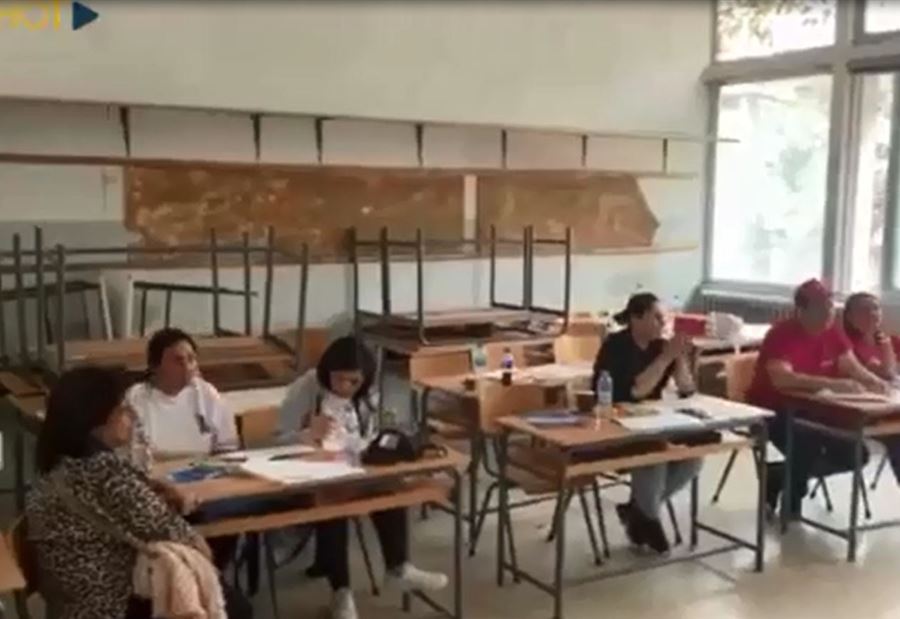 أجواء من الفرح تسيطر على هذا المركز... "عايشة وحدا بلاك" (فيديو) 