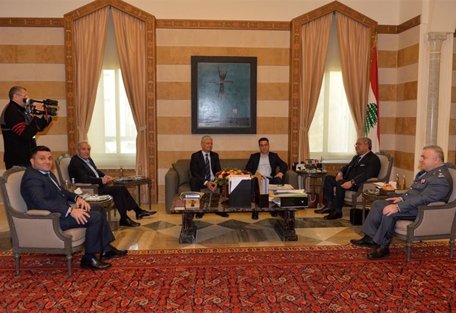 المشنوق و "أزمة بلدية الفاكهة"