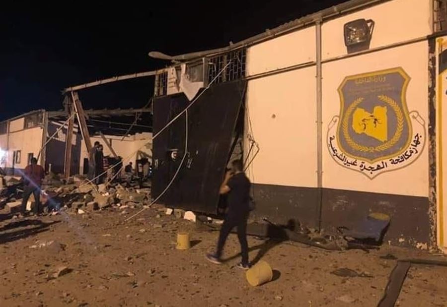 بالصور: مقتل 40 مهاجرا بقصف مركز في طرابلس بالصور: مقتل 40 مهاجرا بقصف مركز في طرابلس