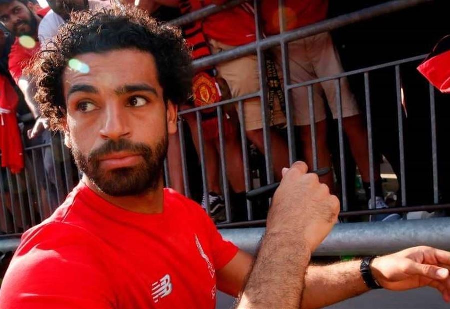 صلاح يكشف أغرب مشكلتين بمصر وإنجلترا