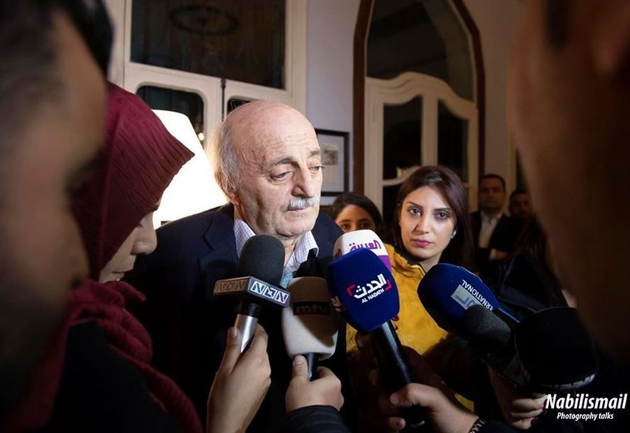 جنبلاط يبدأُ تصفيةَ الحساباتِ مع دياب جنبلاط يبدأُ تصفيةَ الحساباتِ مع دياب