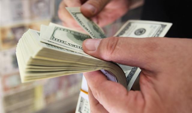 وزارة الاتصالات تحول هذا المبلغ الى حساب الخزينة..