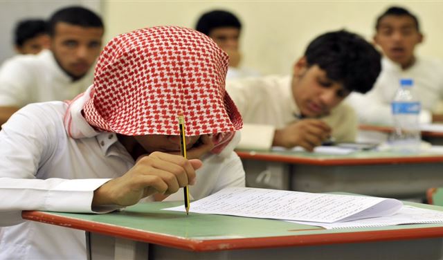 هكذا تحارب الحكومات العربية الغشّ في الامتحانات