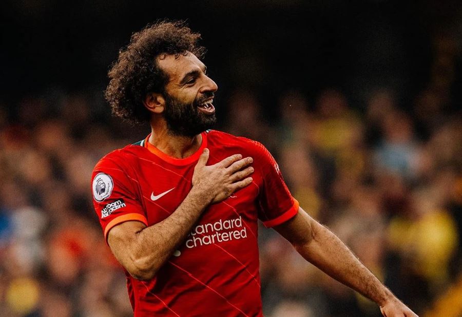 أسطورة نادي ليفربول "يكشف": صلاح "مسح" تاريخي!