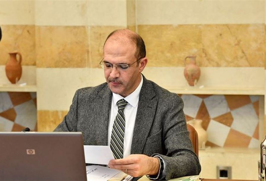 مذكرة "هامة" من وزير بشأن فحص "كورونا"