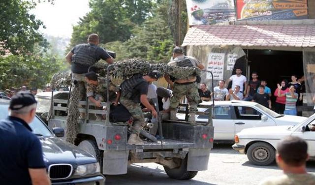 عملية نوعية للمخابرات في عرسال.. توقيف ١١ إرهابياً