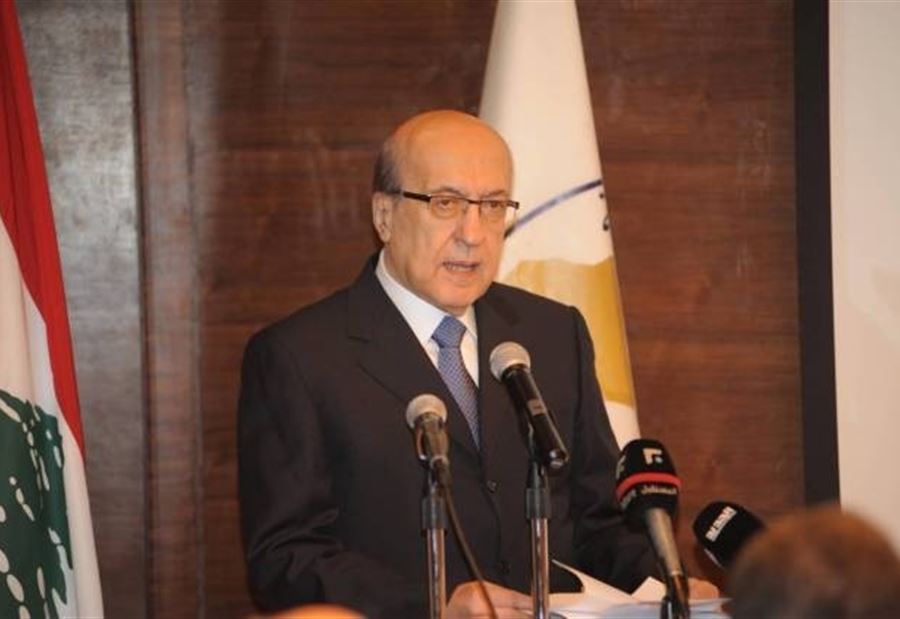 طربيه يُطَمئِن.. "ودائع المواطنين في آمانٍ"