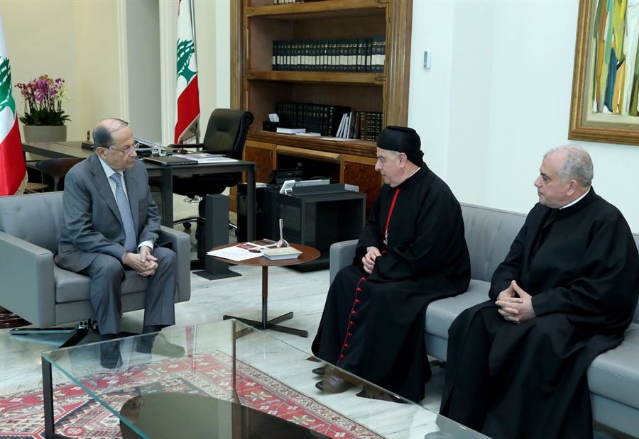 الرئيس عون تسلم نعيا من الراعي بوفاة البطريرك صفير