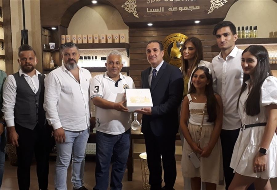 وزير الإتصالات: "ضاقت بنا الأيام"