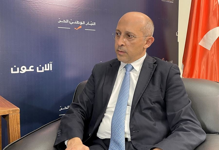 إطلالة مسائية للنائب آلان عون… حرب ورئاسة وموازنة