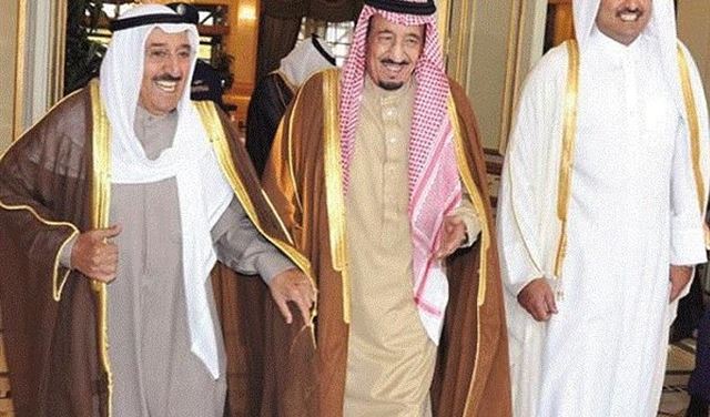 تميم سيعتذر علناً في القمة الخليجية