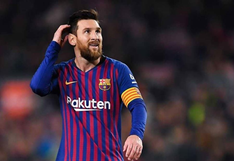 بغياب رونالدو.. هل "يفك" ميسي عقدته التاريخية؟