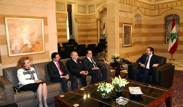 فواز: لتخفيف الضرائب عن المستثمر القادم من الخارج فواز: لتخفيف الضرائب عن المستثمر القادم من الخارج
