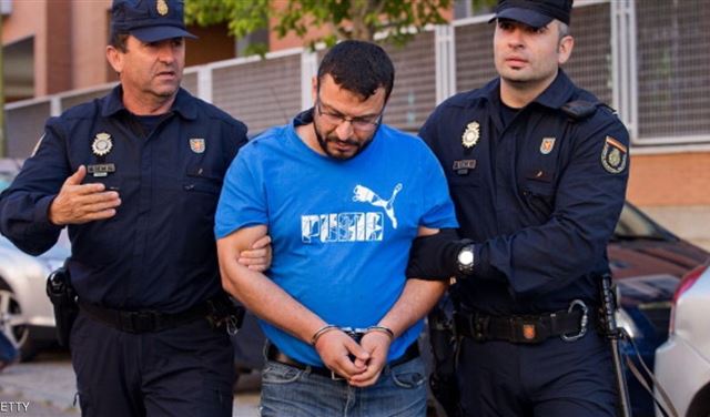 عملية أمنية كبرى ضد شبكة إرهابيين في برشلونة