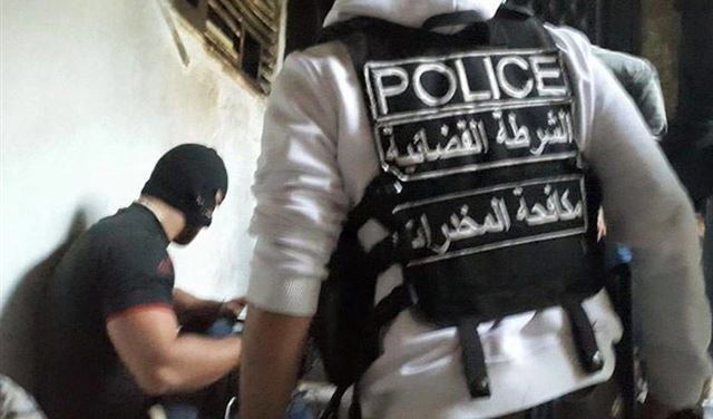 ثلاثة مروجين مخدرات ... بقبضة الشرطة القضائية في الجنوب   ثلاثة مروجين مخدرات ... بقبضة الشرطة القضائية في الجنوب