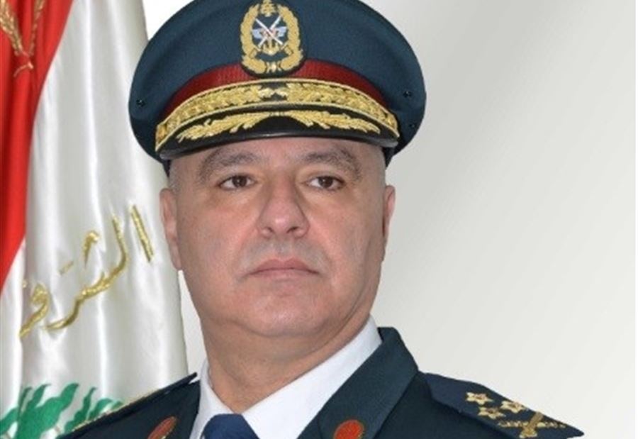 قائد الجيش: علينا جميعاً أن نتعاون للمحافظة على الإستقلال 