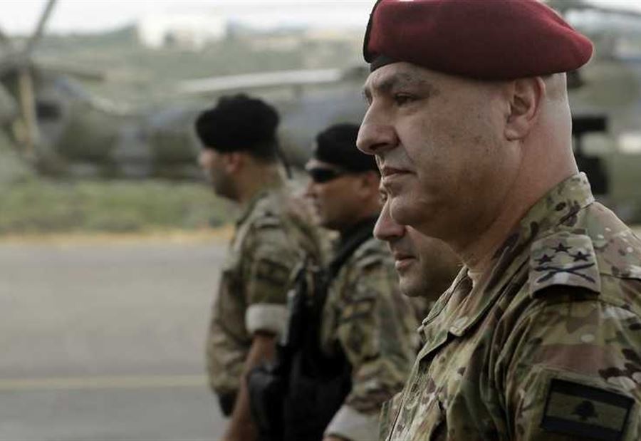 قائد الجيش إلى قطر