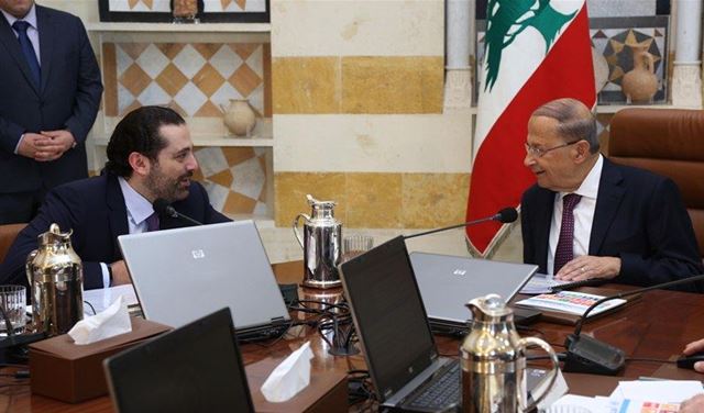 عون:الوقت يدهمنا ويجب بت البطاقة الممغنطة