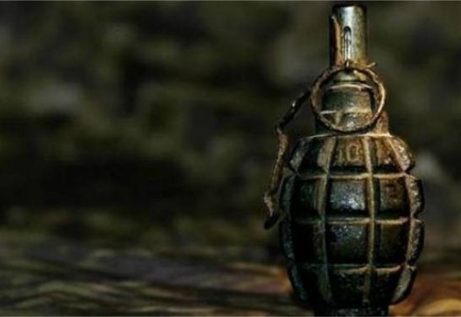 العثور على قنبلتين داخل مغارة في بسابا