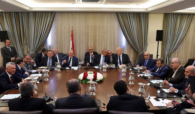 ما بعد تعليق الحوار: الرئاسة في 