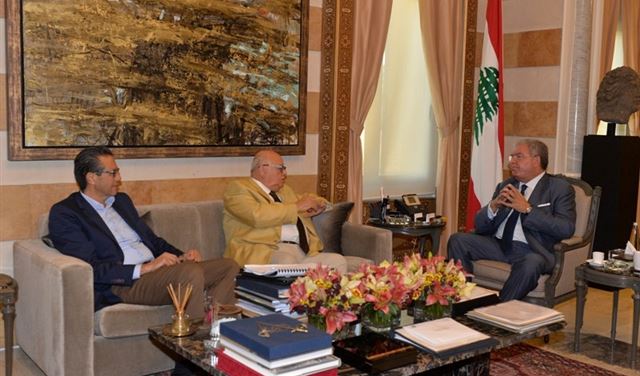 المشنوق عرض والسعودي الخطط التنموية في صيدا